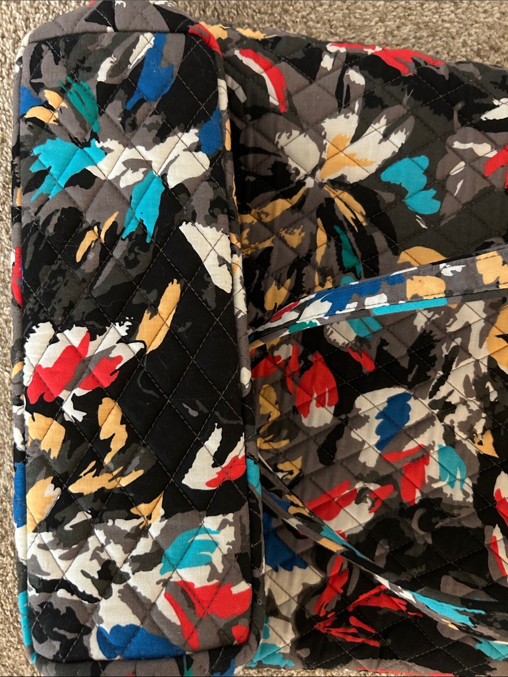 Quilted Floral Print Tote Bag in Black Multi - Picture 4 of 4